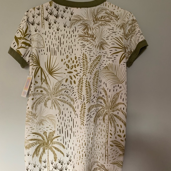 NWT Tropical Palms and Leaves Top LuLaRoe - Picture 2 of 5